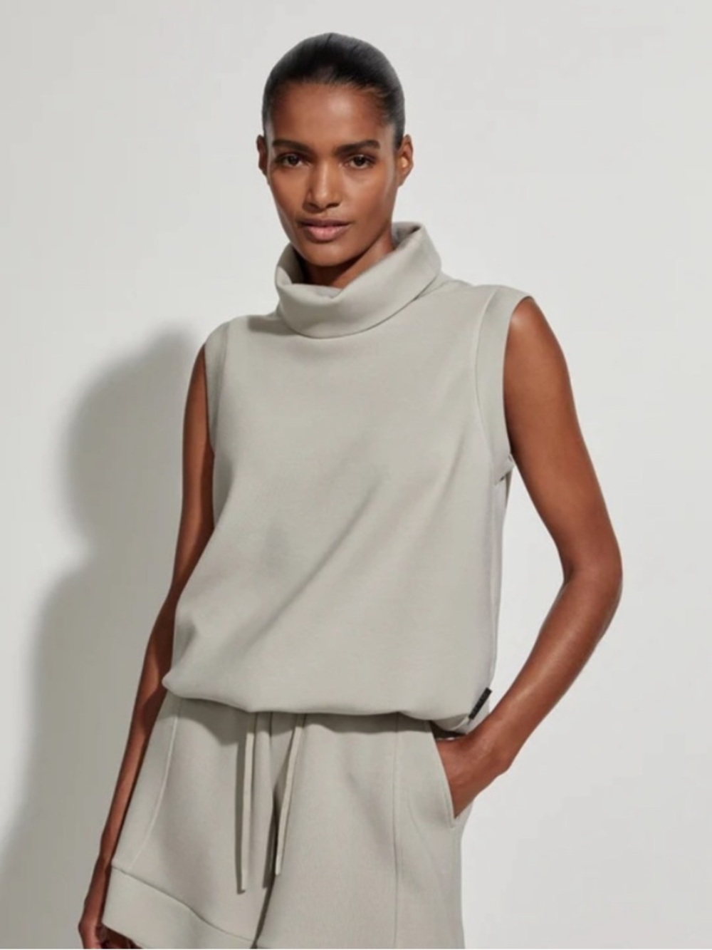 VARLEY Leigh High Neck Tank Sage Green